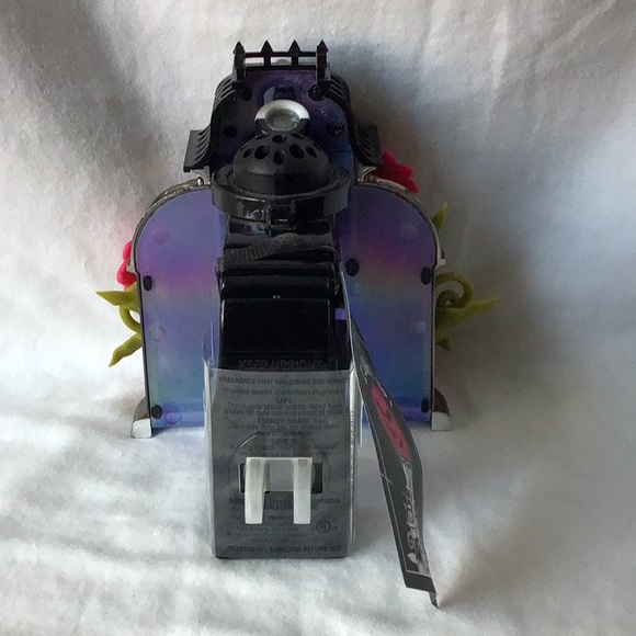 NEW- Bath & Body Works Halloween Wallflower - Picture 7 of 11